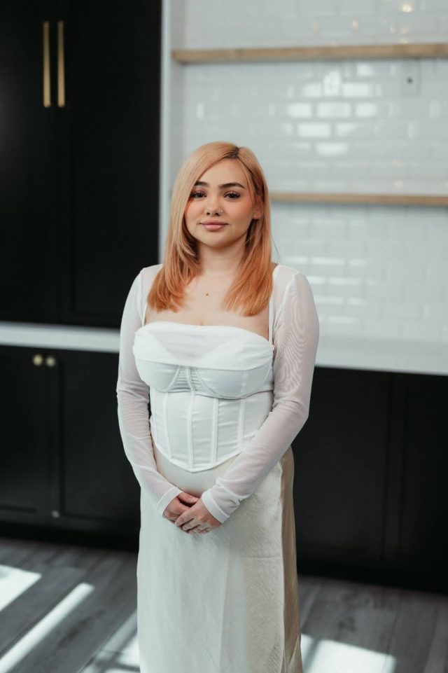 DESIREE - Assistant Manager